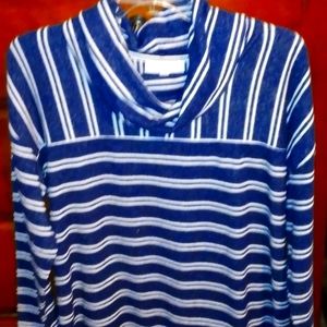 New Directions Navy/White striped top. Size XL